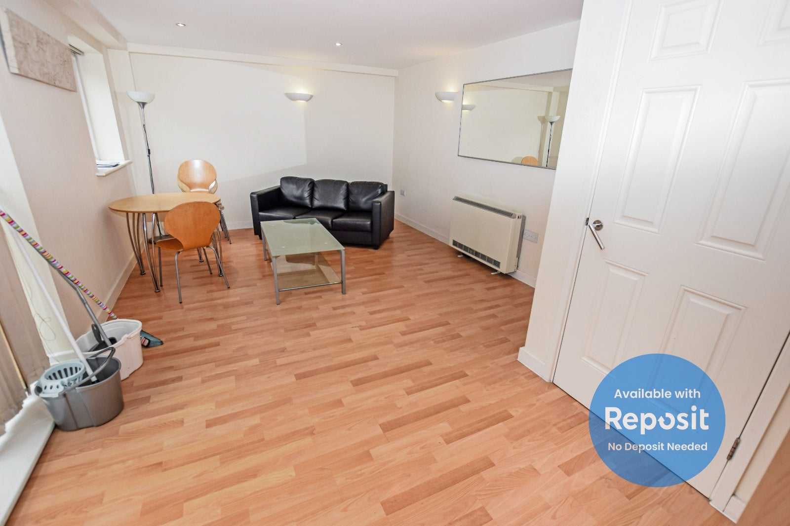 Flat Wilton Place in Salford