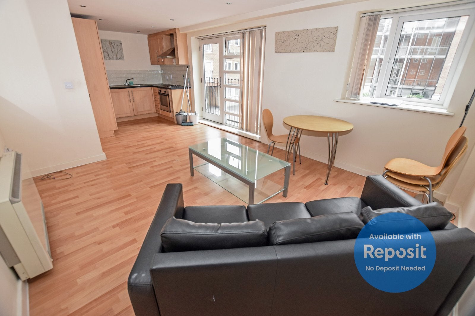 Flat Wilton Place in Salford