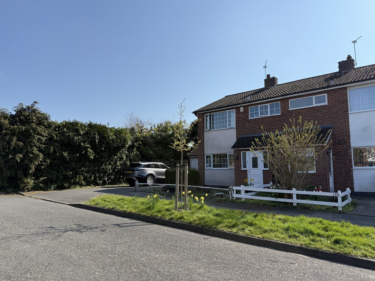 House Coombe Rise in Oadby and Wigston