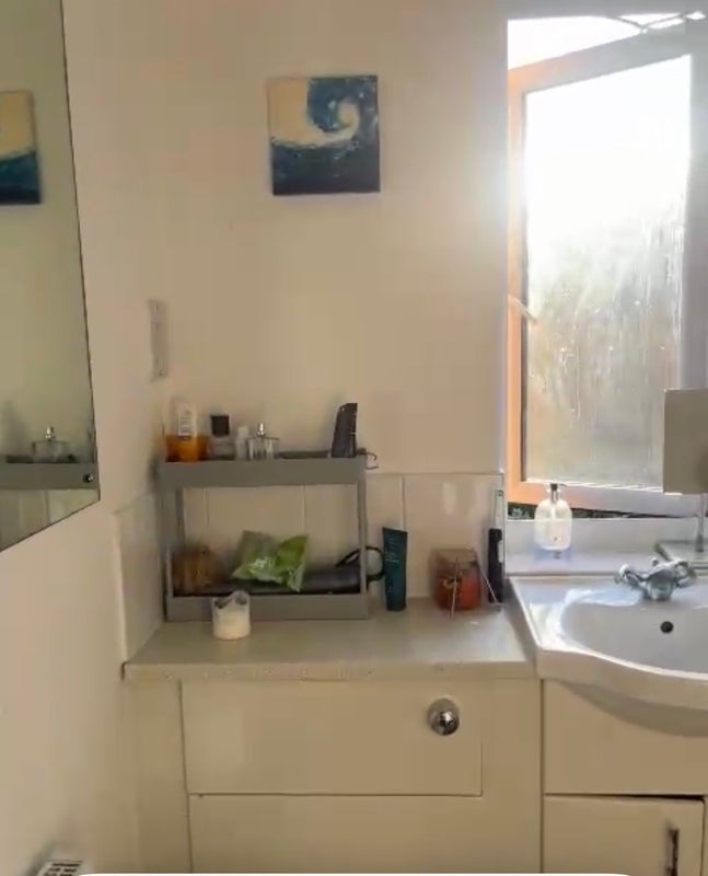 Room Fowey Close in Greater London