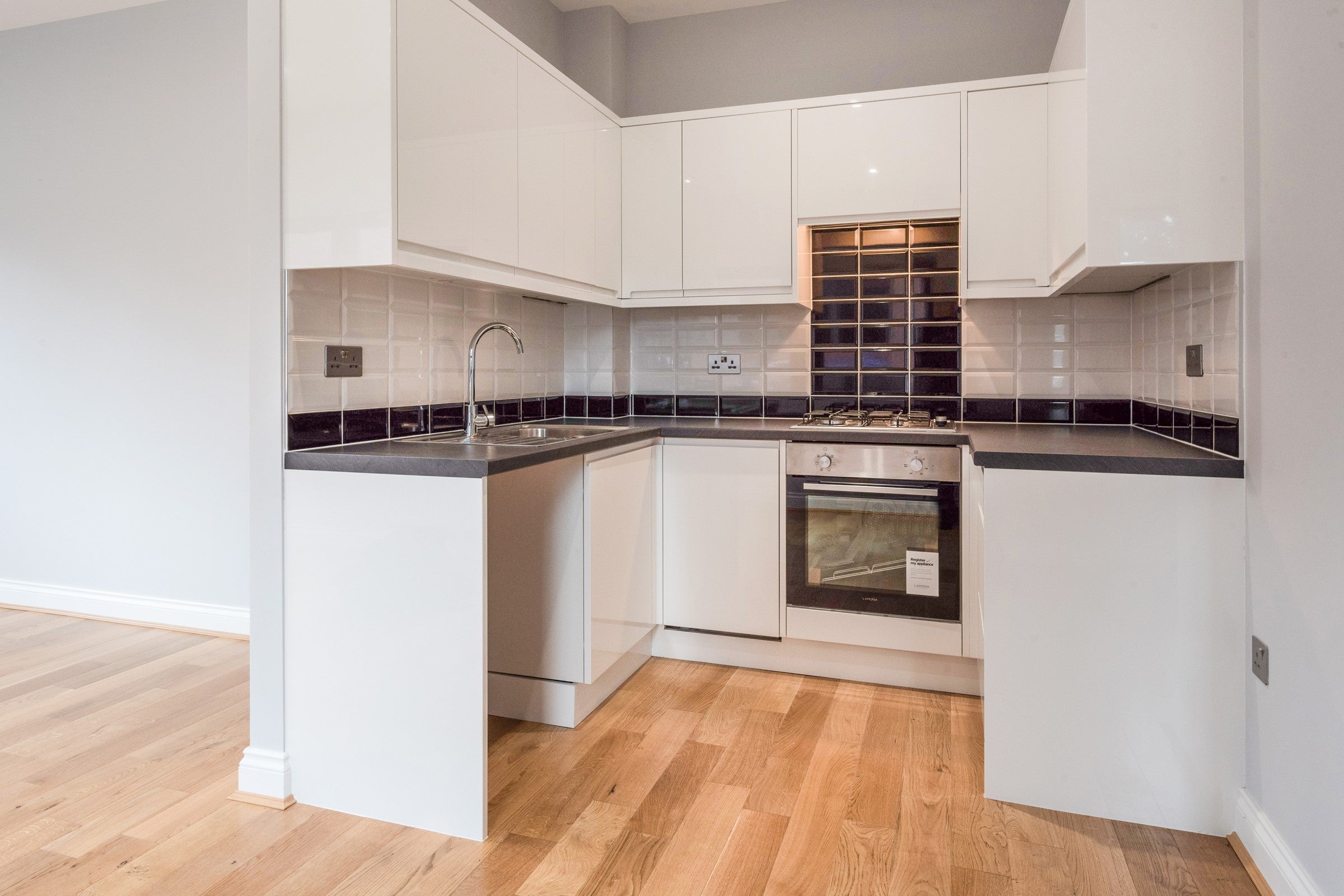 Flat Osborn Way in Hart