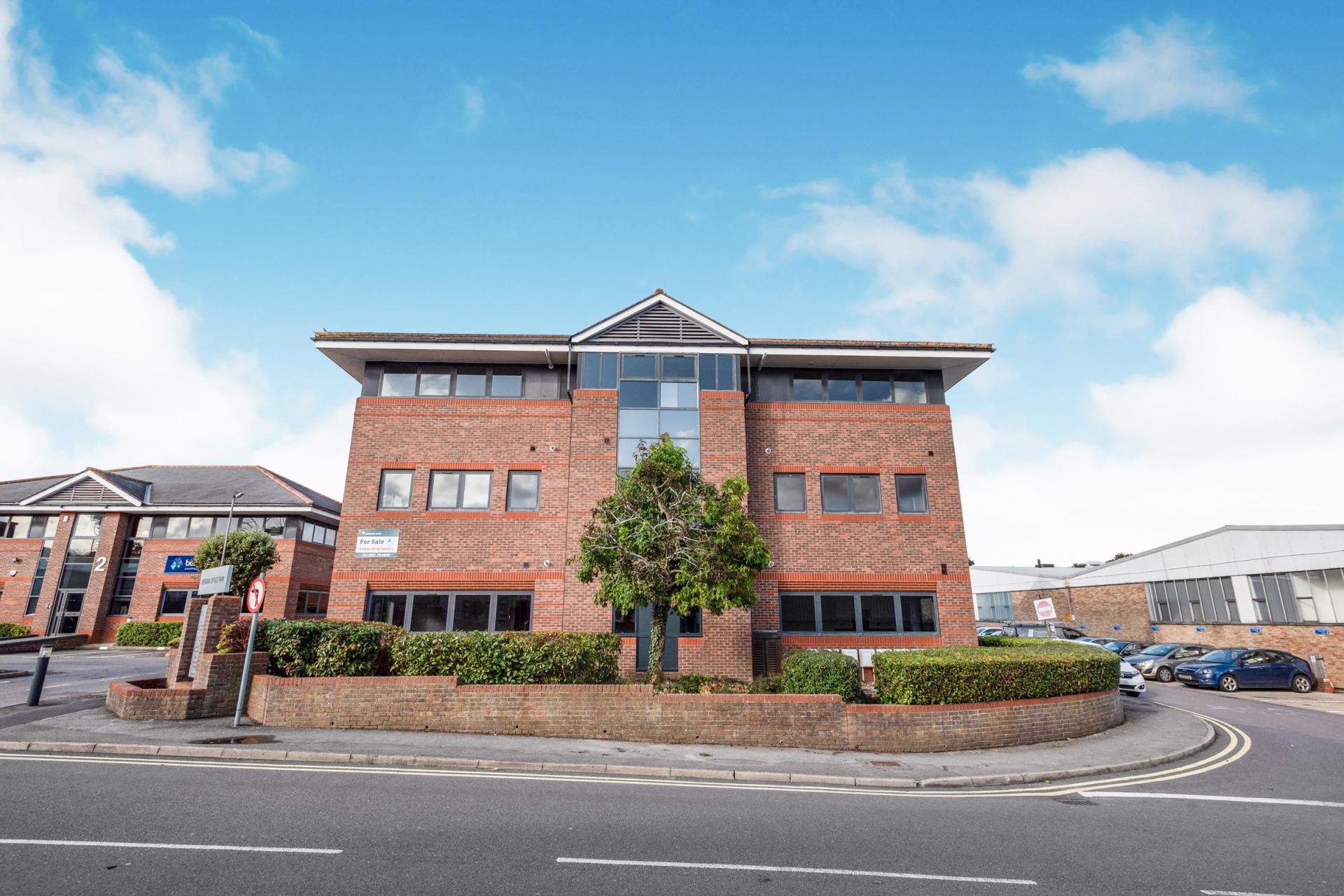 Flat Osborn Way in Hart