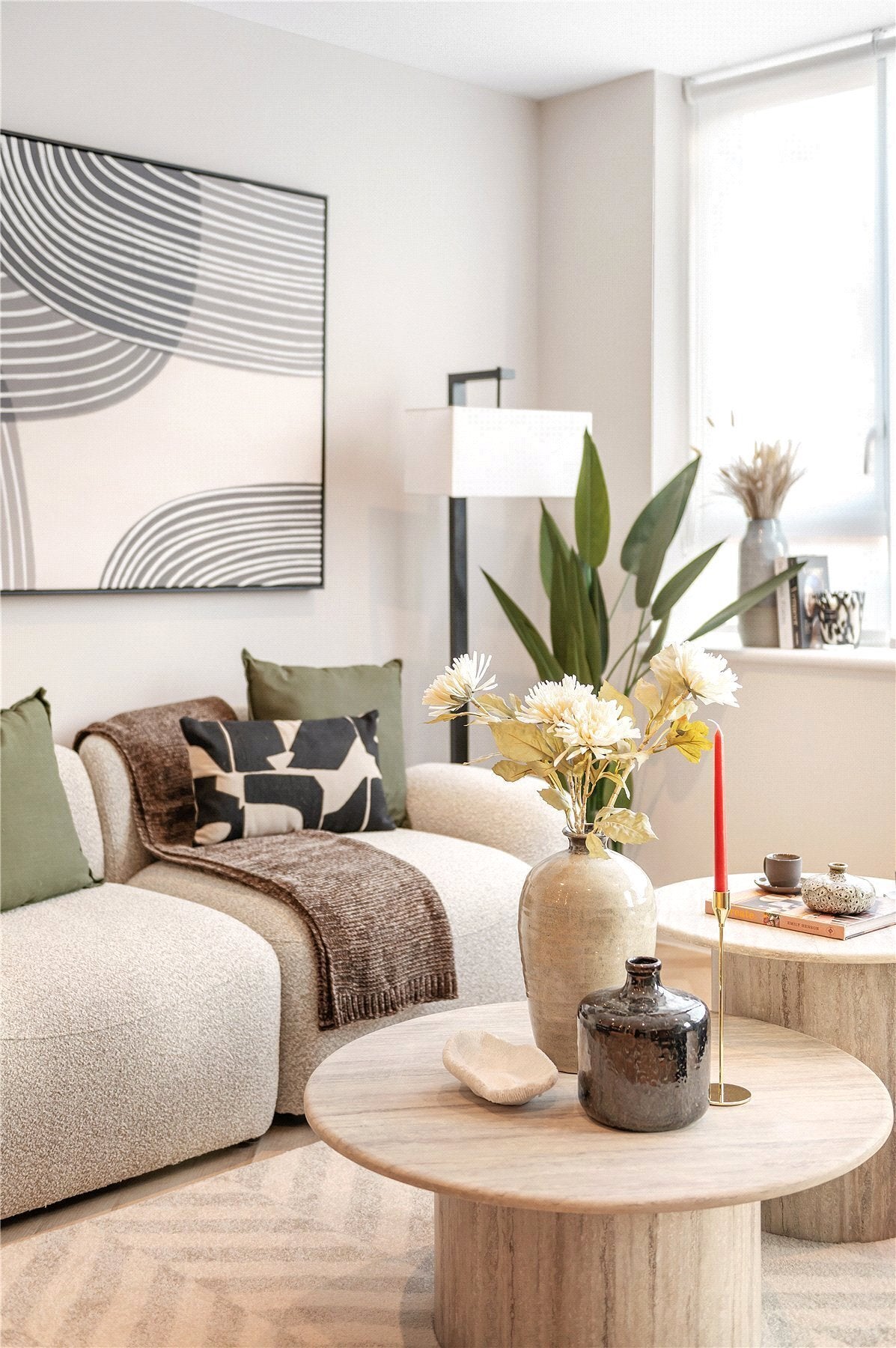 Flat Thornton Road in Greater London
