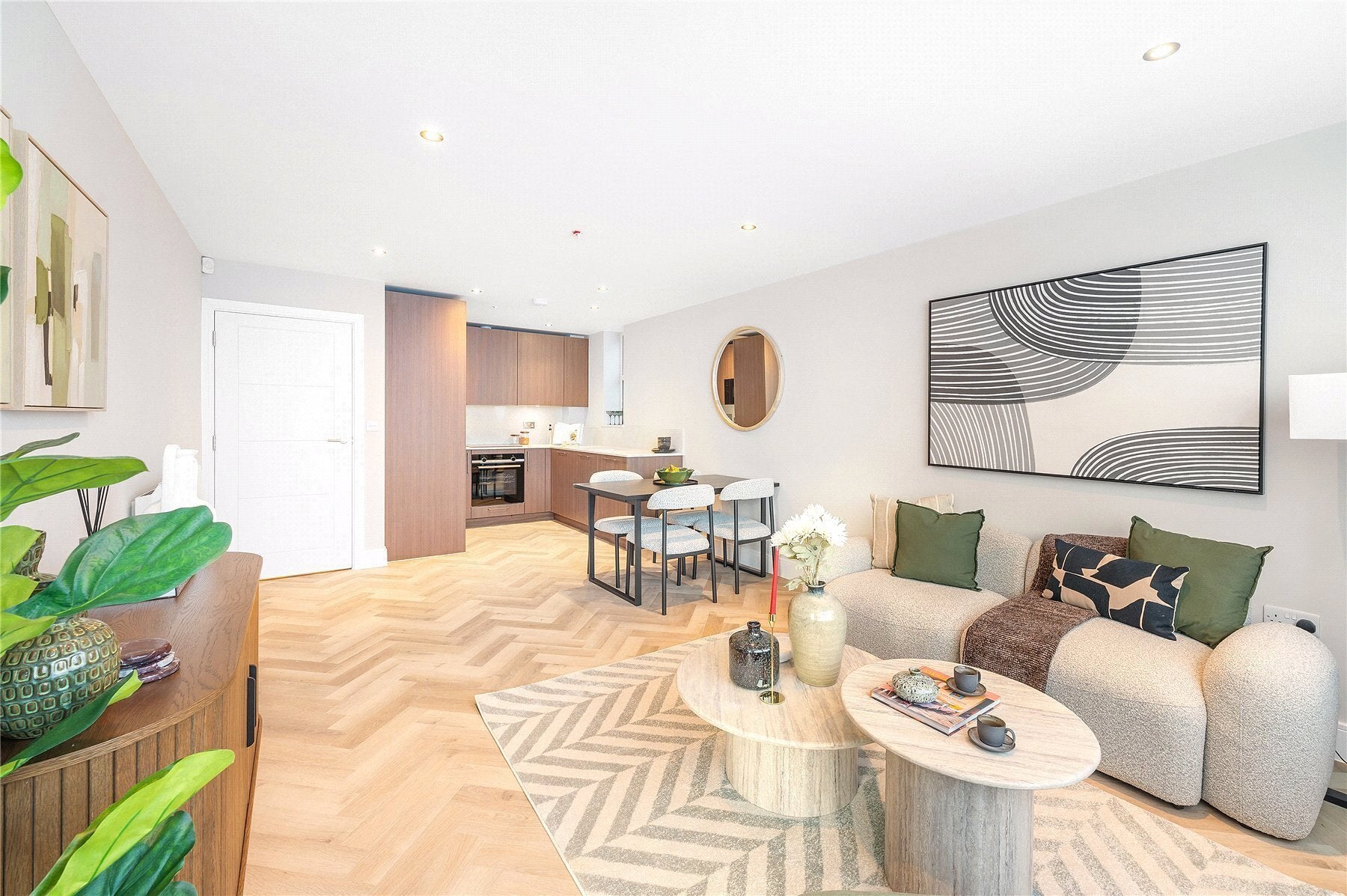Flat Thornton Road in Greater London