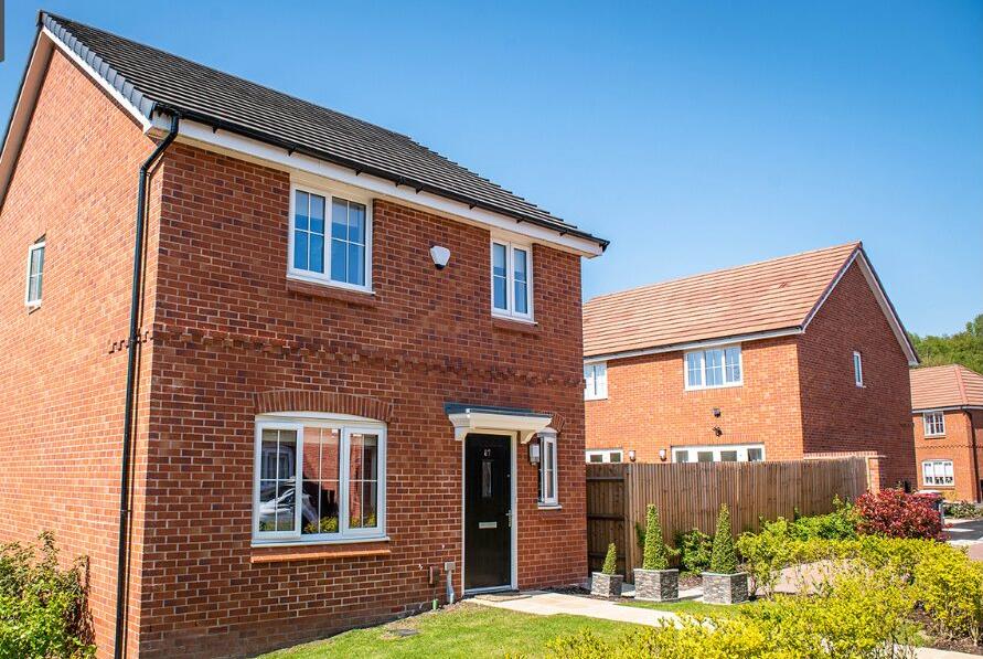 House Tulip Walk in Chelmsley Wood