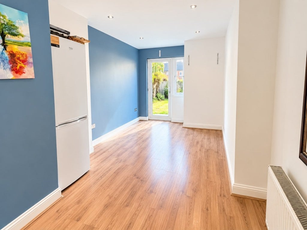 Flat Heath Road in Greater London