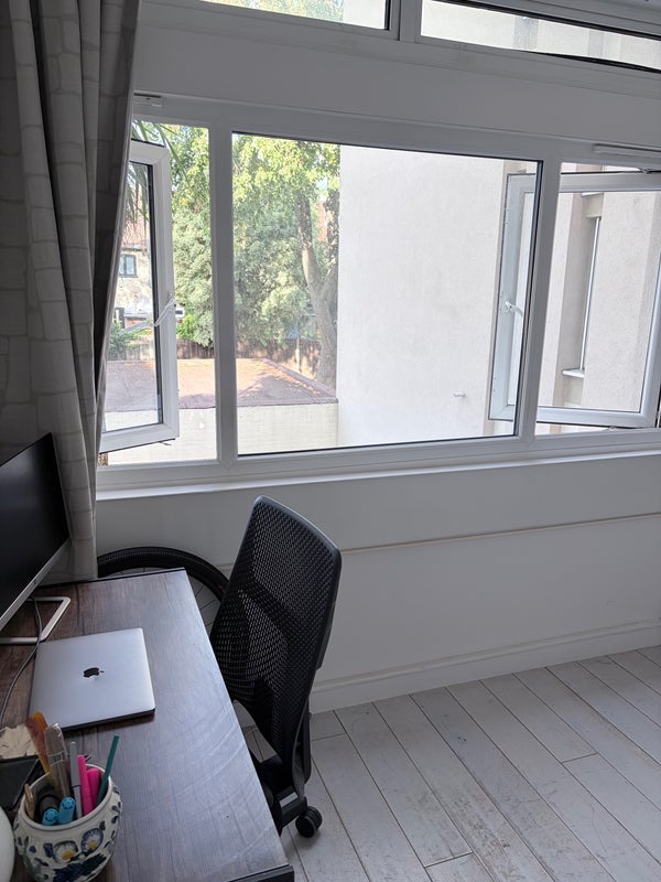 Room Lyncott Crescent in Greater London