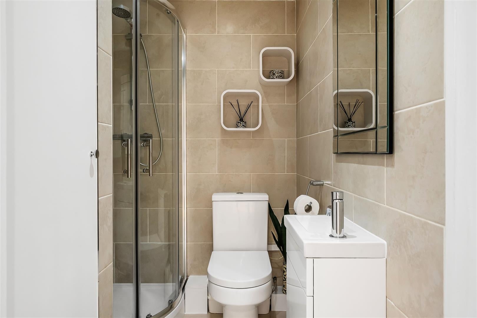 Flat Upper Mulgrave Road in Greater London
