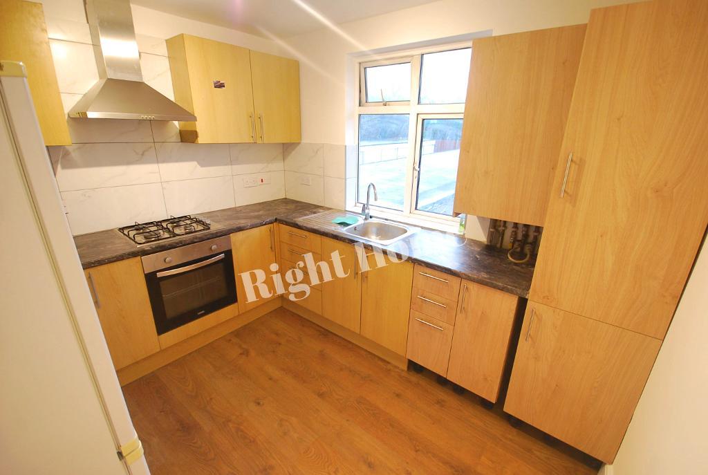 Flat Bridgewater Road in Greater London