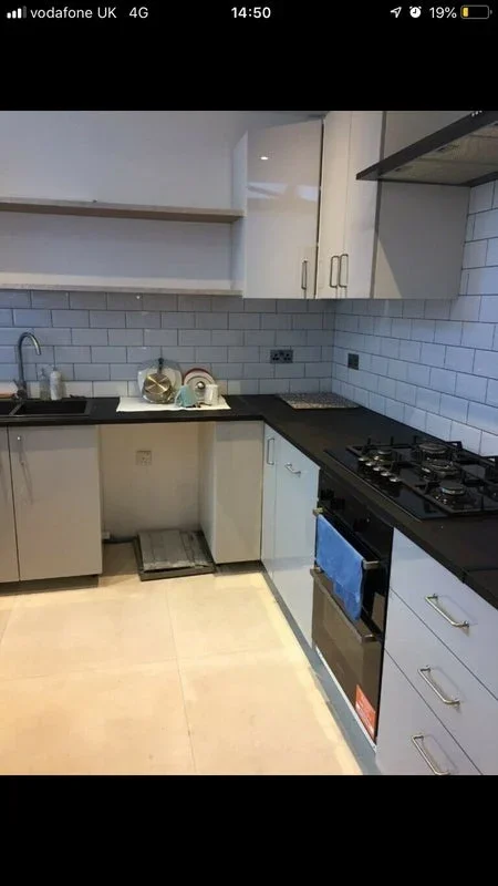 Room Nicholes Road in Greater London