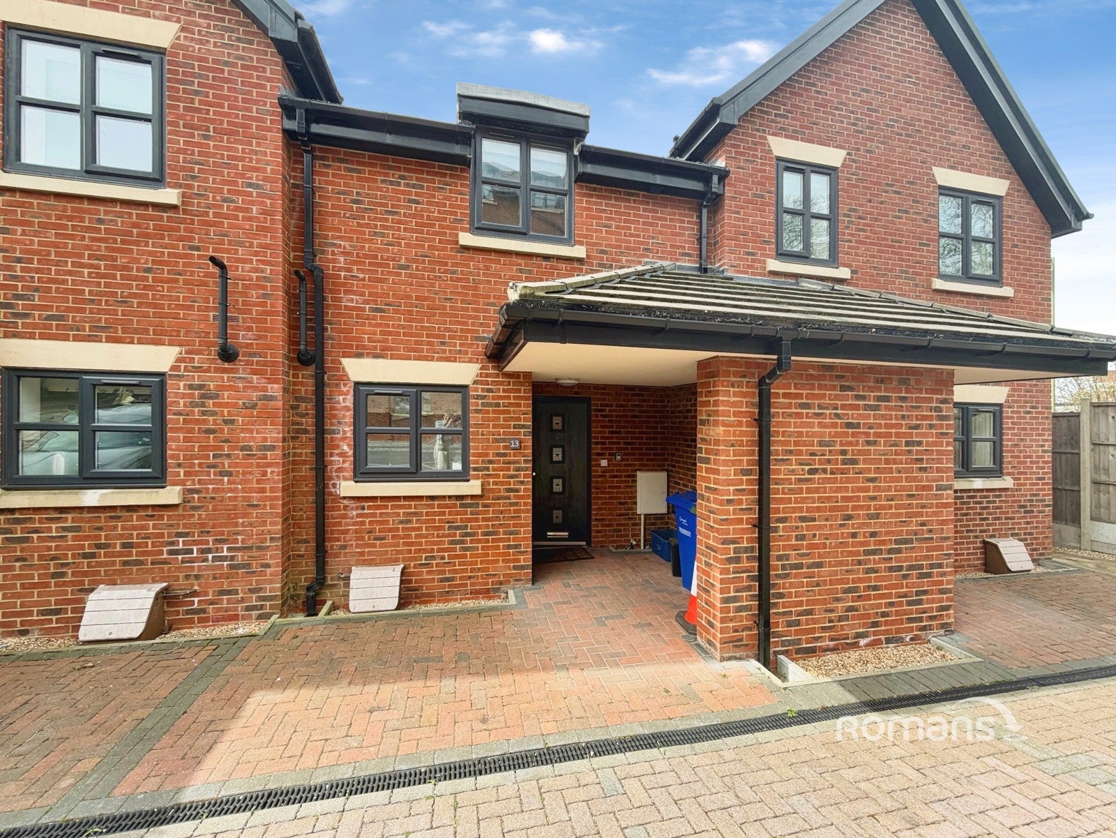 Flat Crescent Drive in Salford