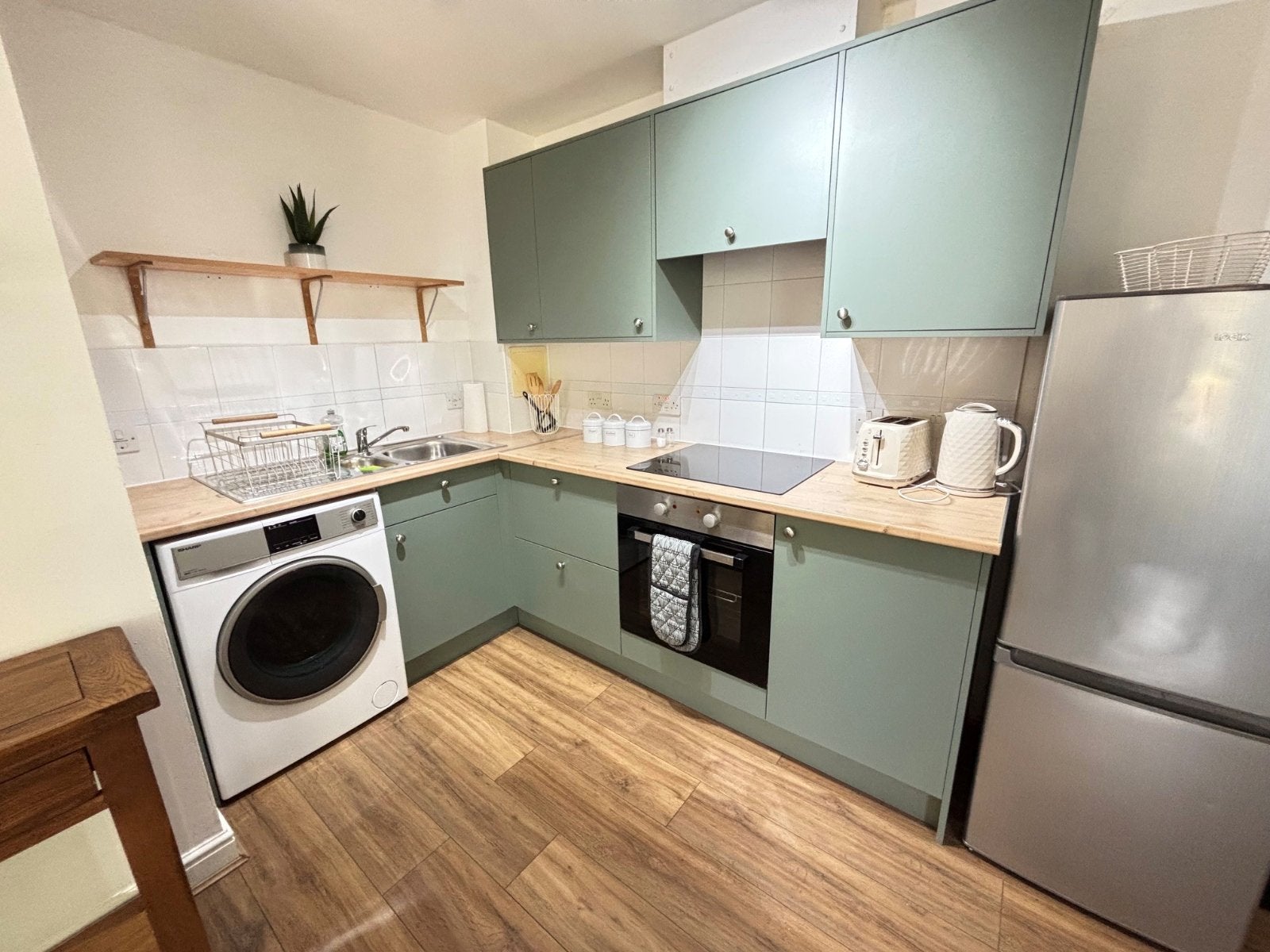Flat Bingley Court in Canterbury