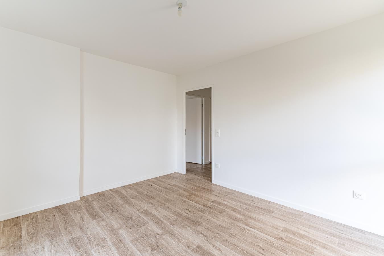 Flat Rue Constance Pascal in Melun