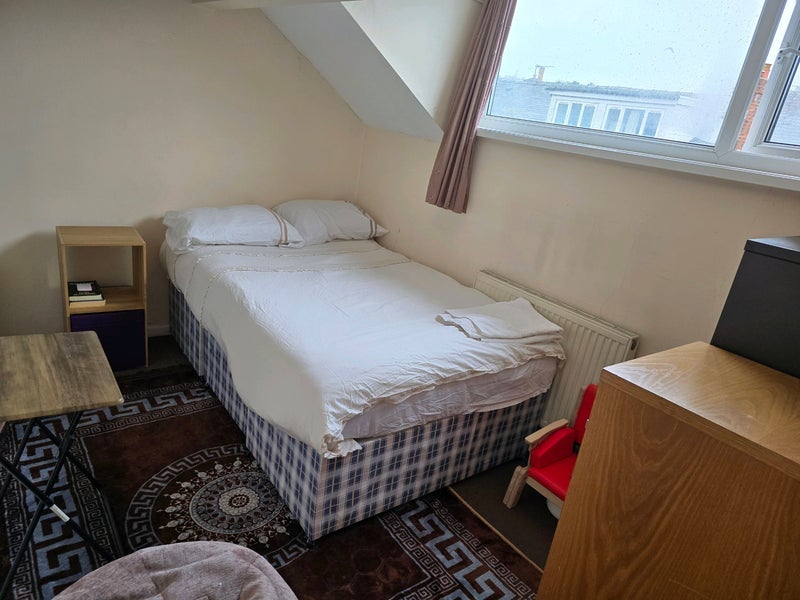 Room Autumn Terrace in Leeds