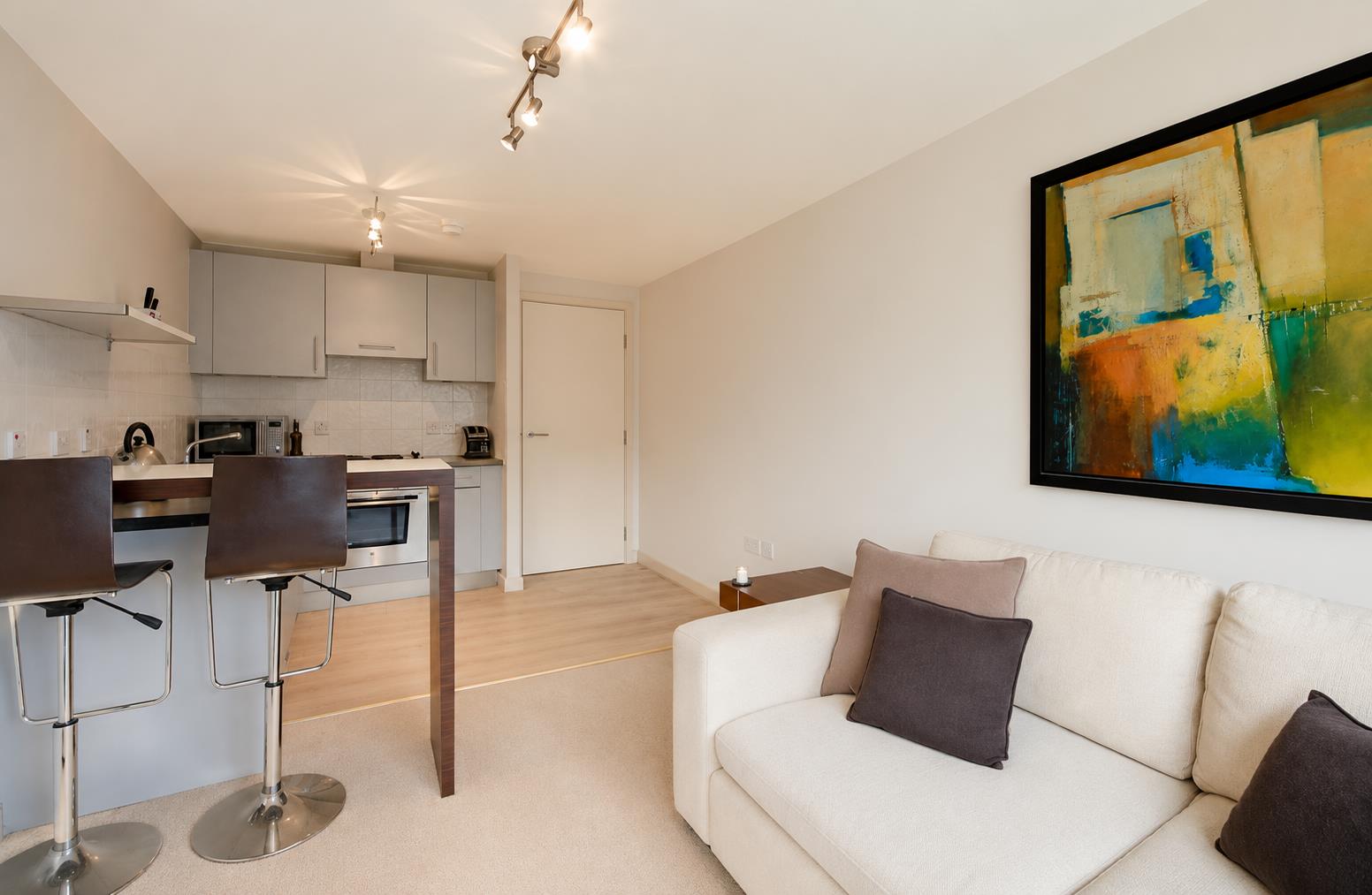 Flat Blenheim Street in City of Westminster