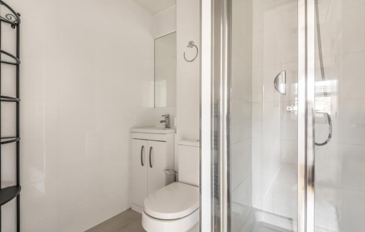 Flat Blenheim Street in City of Westminster