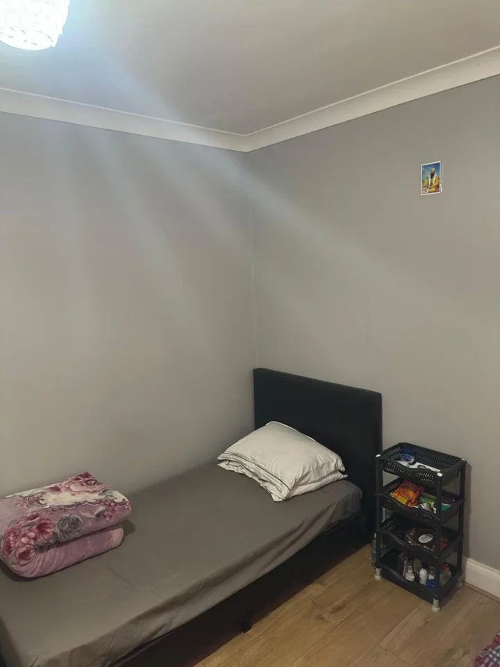 Room St. Joseph's Drive in Greater London