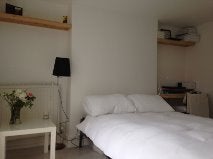 Room Grosvenor Park in Greater London