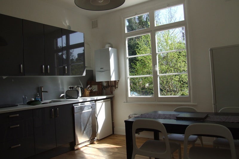 Room Grosvenor Park in Greater London