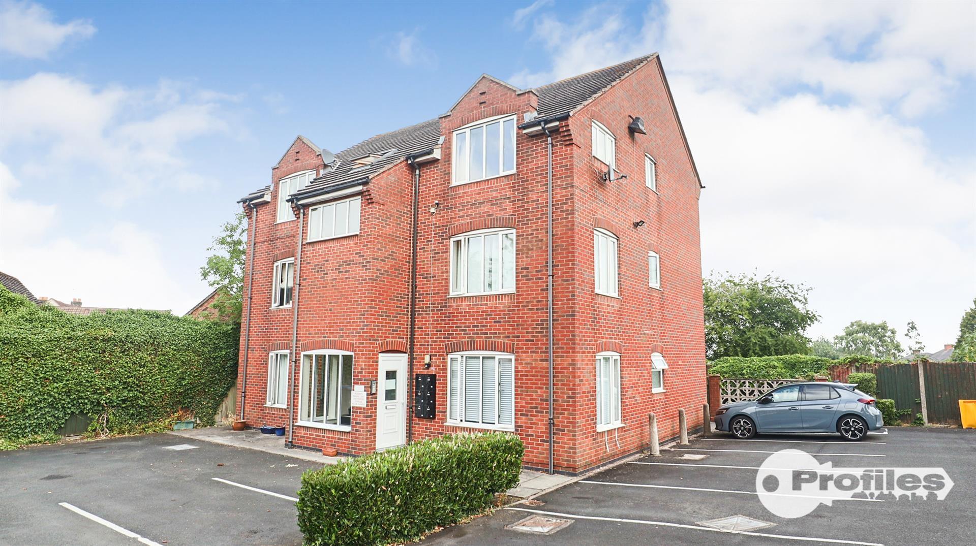 Flat Falconers Green in Hinckley and Bosworth