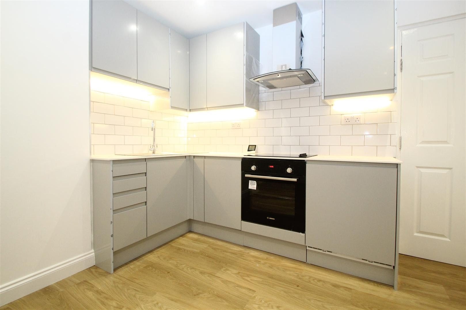 Flat Crendon Street in High Wycombe