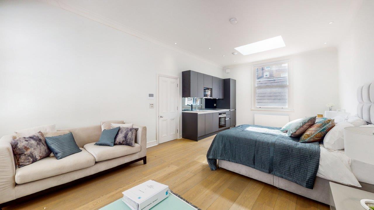Flat Queen's Gate Terrace in Greater London