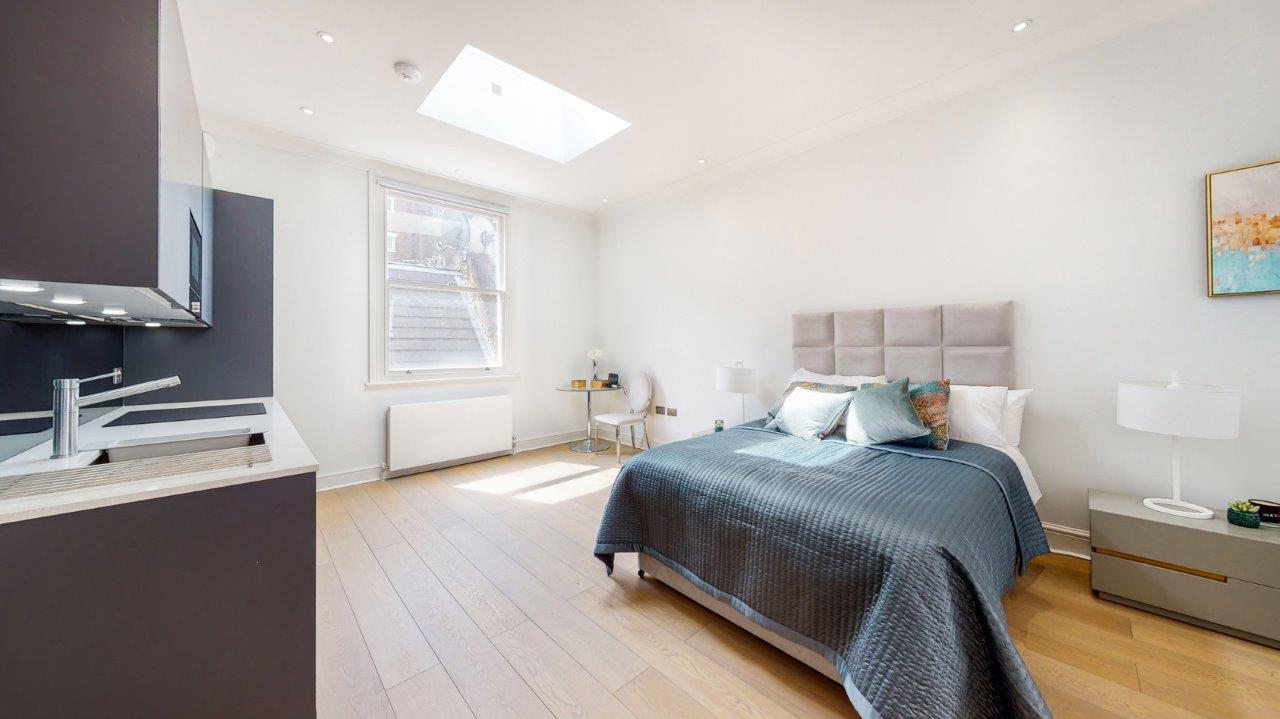 Flat Queen's Gate Terrace in Greater London