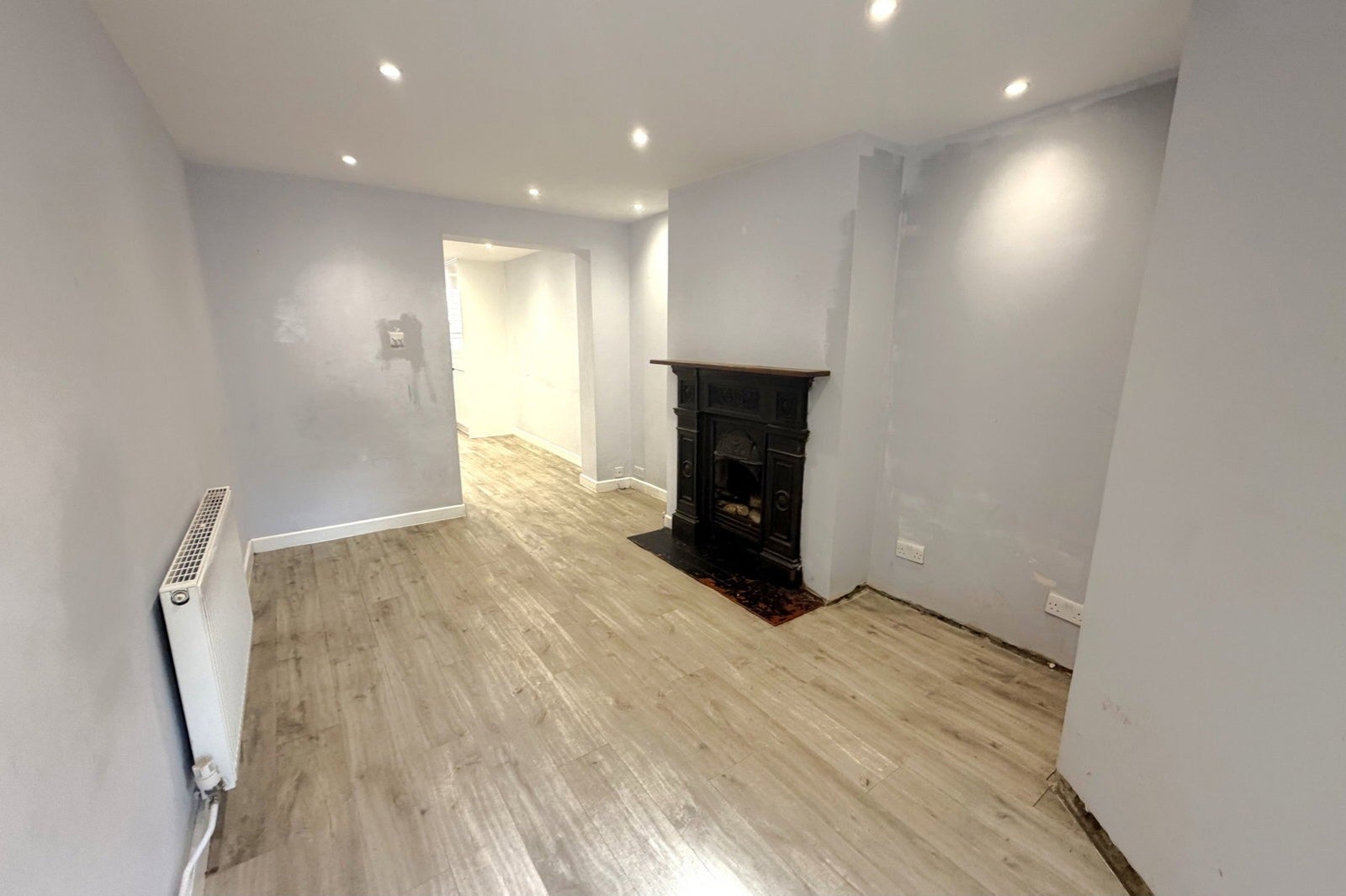 Flat Longstone Road in Eastbourne