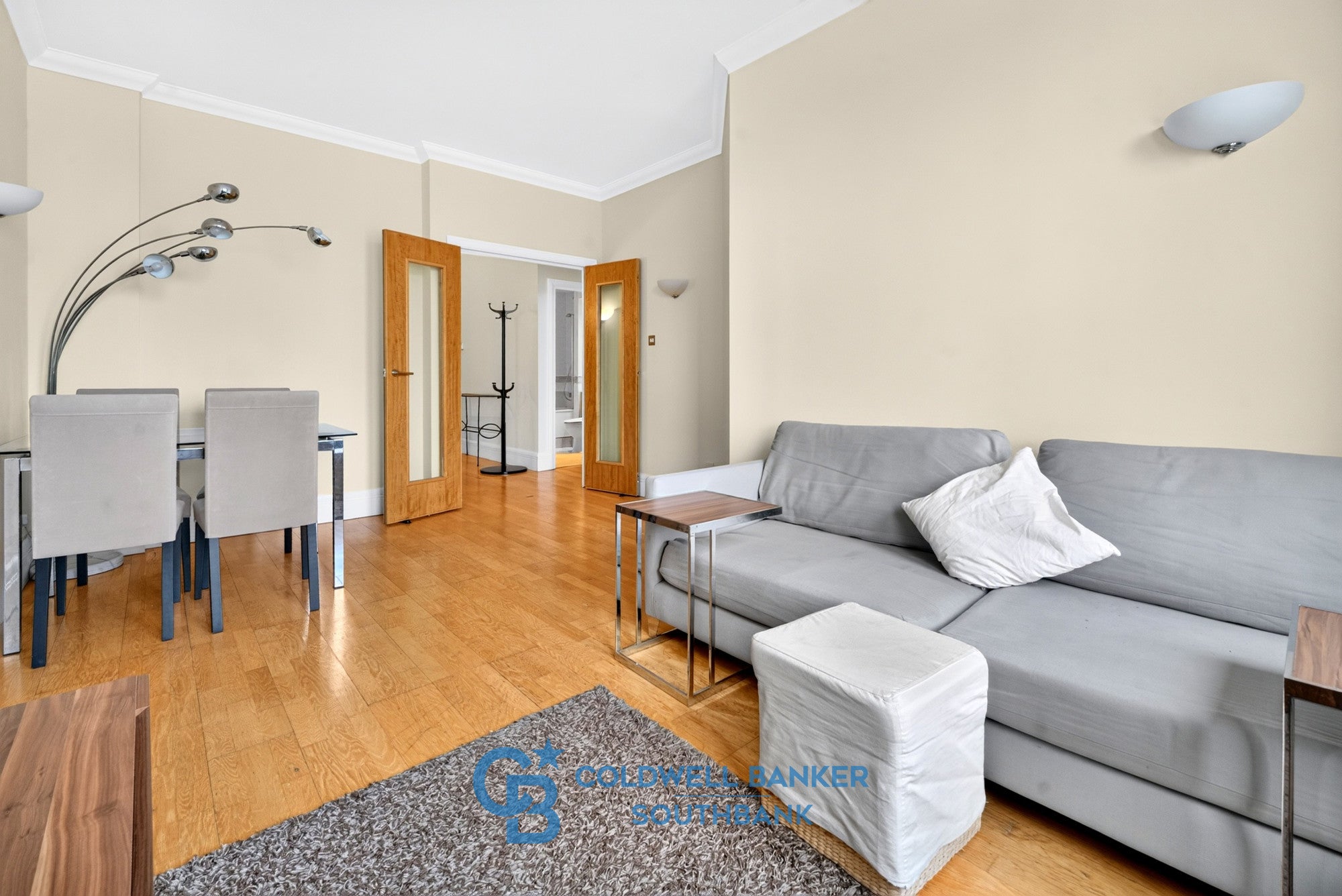 Flat Hatfields in Greater London