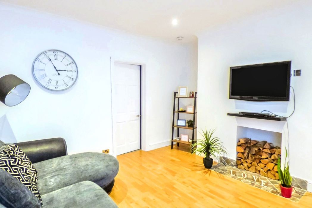Flat Melrose Terrace in Newsham