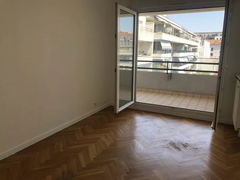 Appartement Rue du Lac à Irigny
