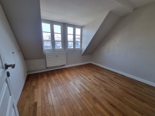 Appartement Rue Chernoviz à Paris