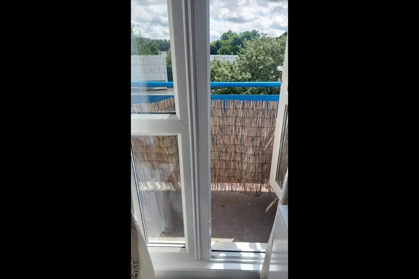 Room Glengall Grove in Greater London