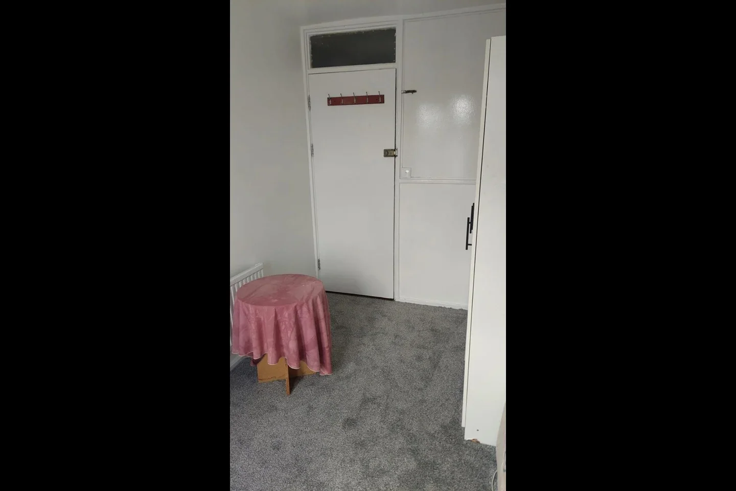 Room Glengall Grove in Greater London