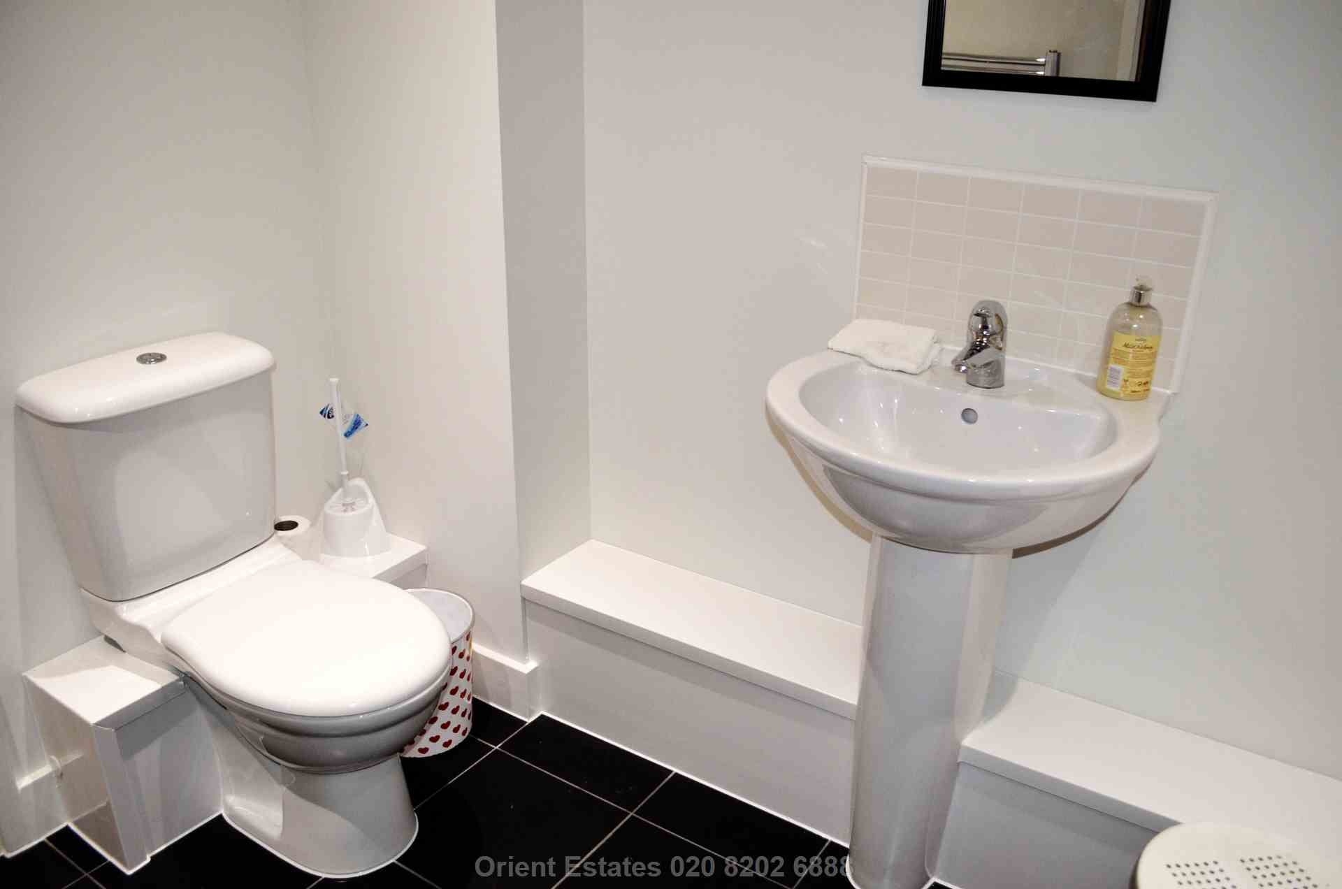 Flat Salk Close in Greater London