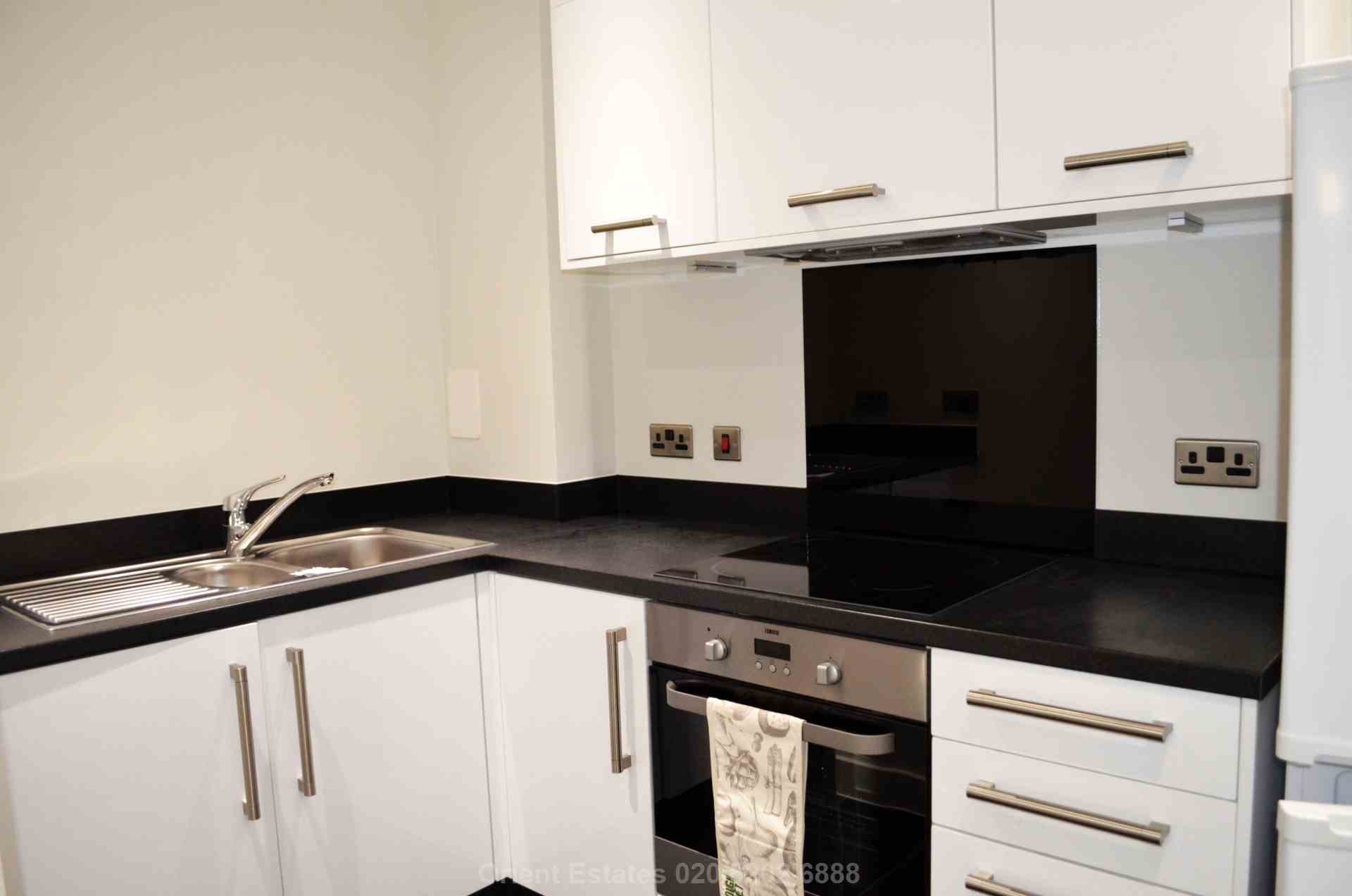 Flat Salk Close in Greater London