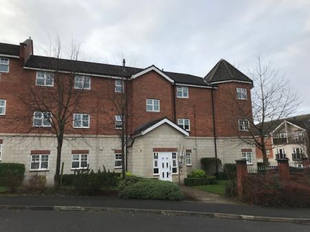 Flat Sandbach Drive in Northwich