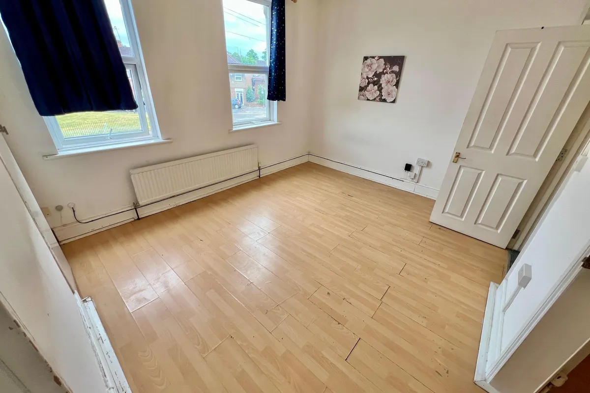 Flat Towcester Road in Far Cotton