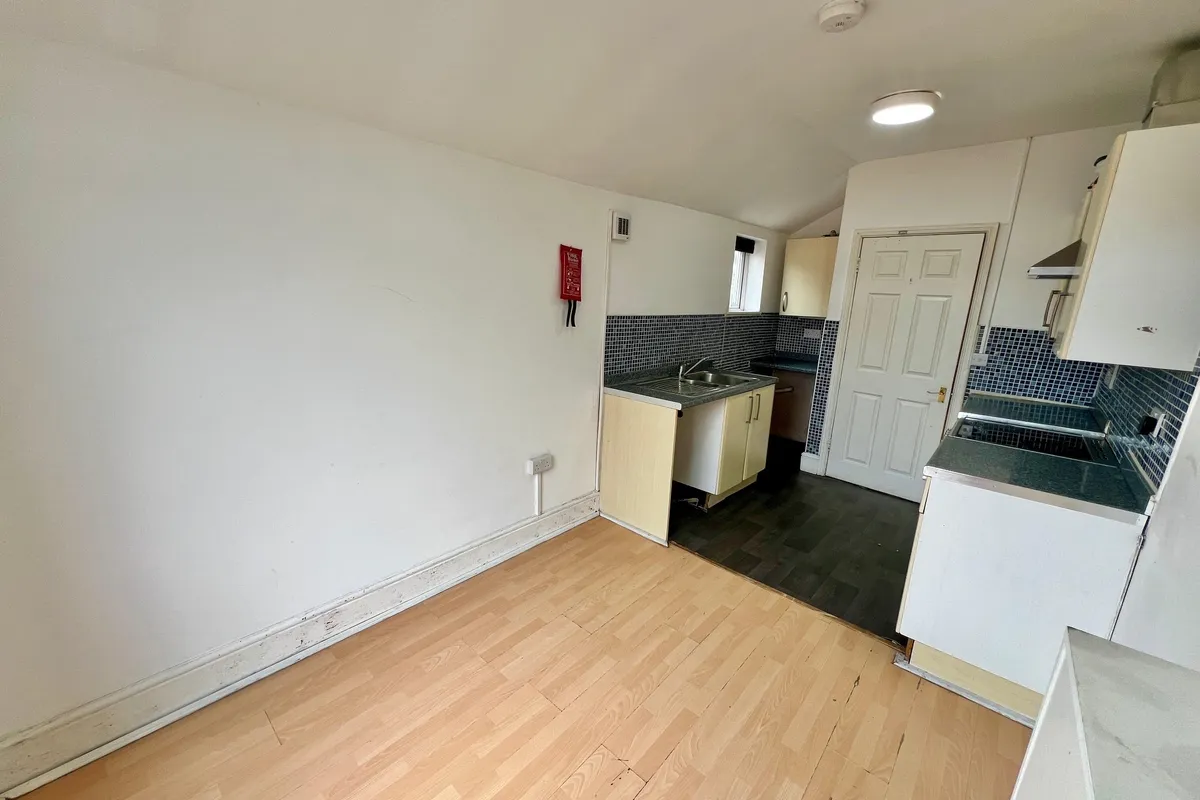 Flat Towcester Road in Far Cotton