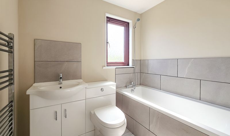 Flat Hartwith Close in Harrogate