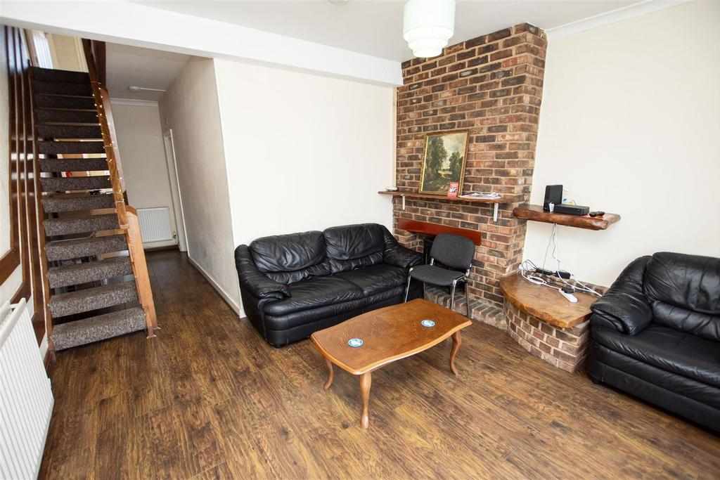 Flat Heeley Road in Birmingham