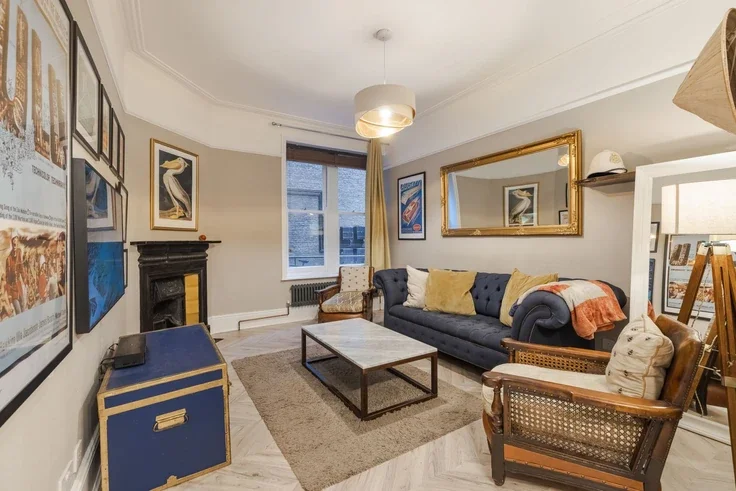 Flat Prince of Wales Drive in Greater London