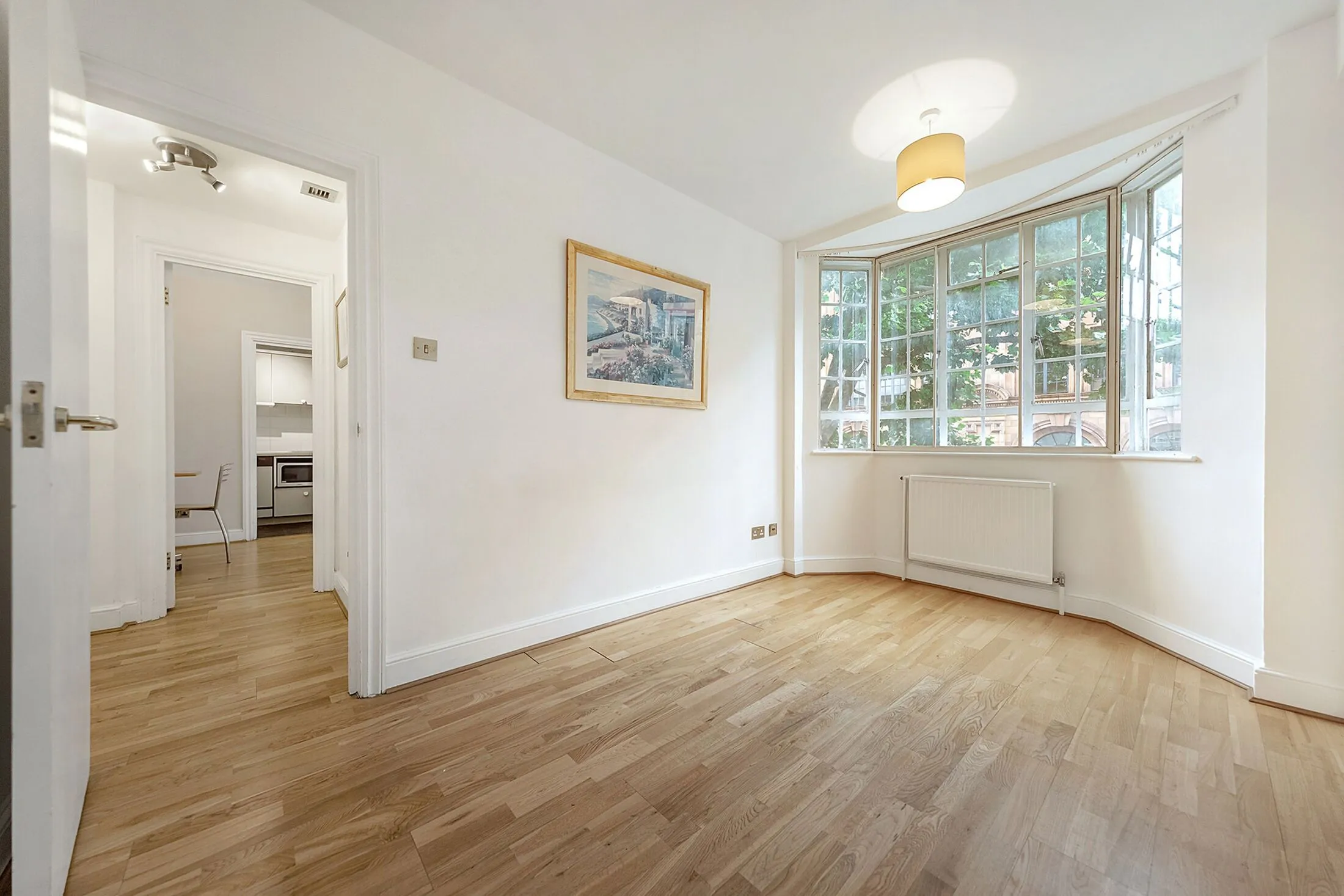 Flat Elystan Street in Greater London