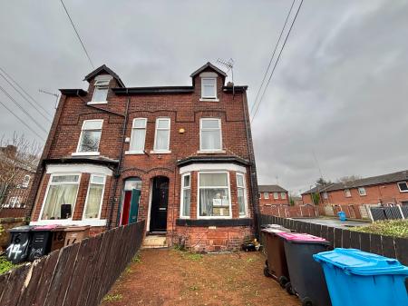 Room Nelson Street in Salford