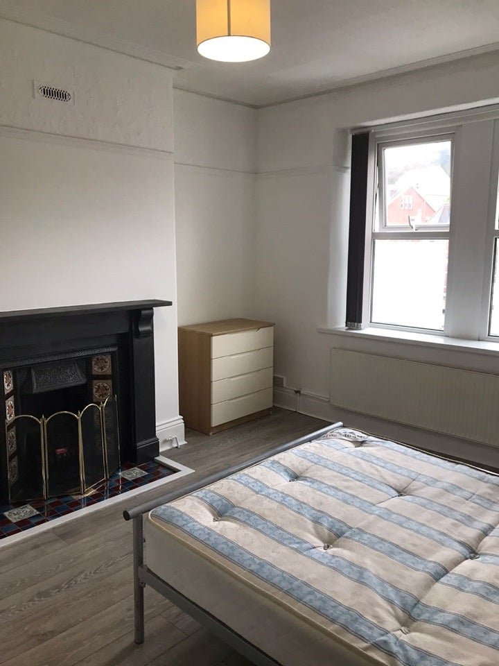 Room Llanthewy Road in Newport