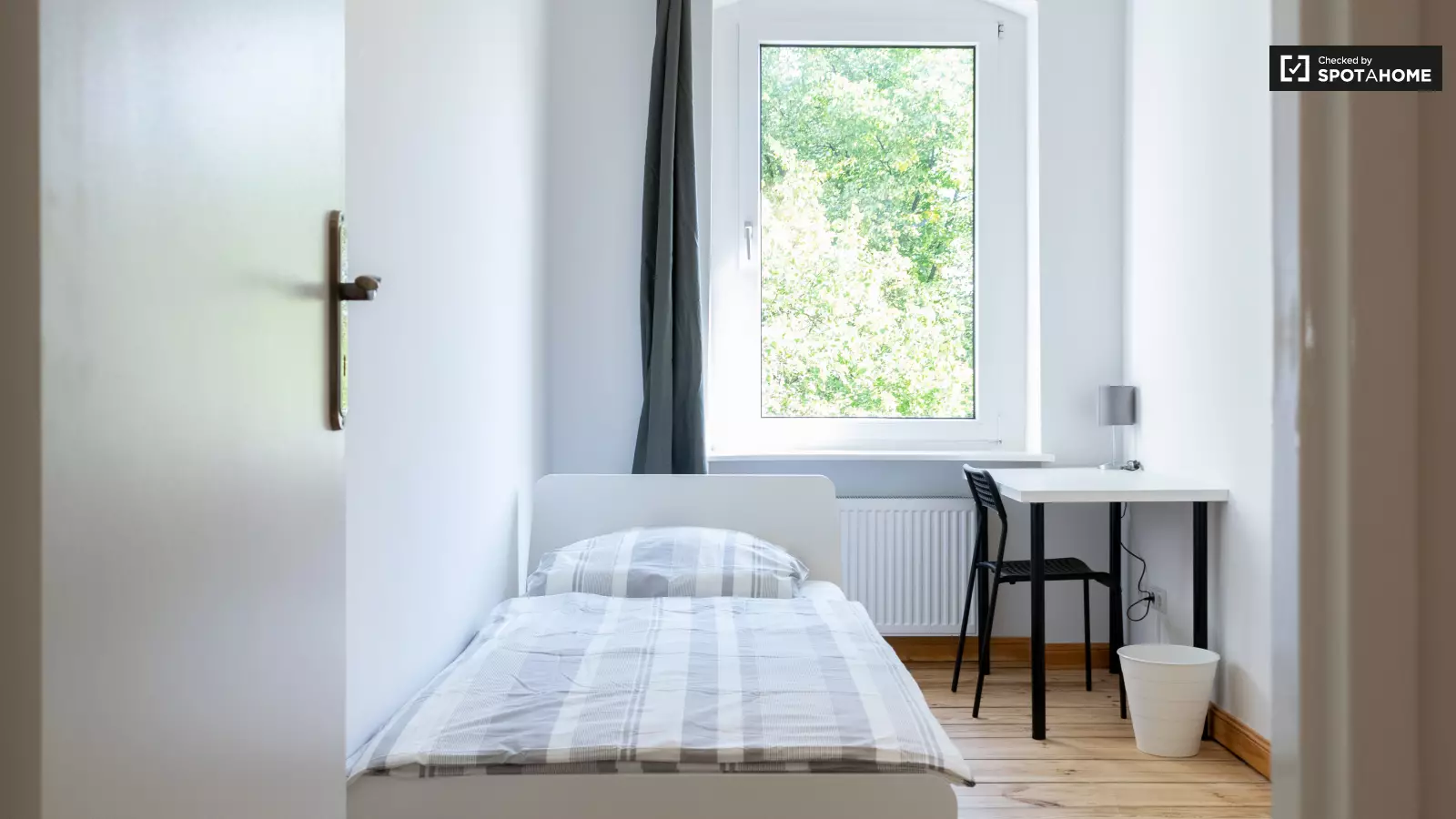 Wohnung Mahlower Straße in Berlin