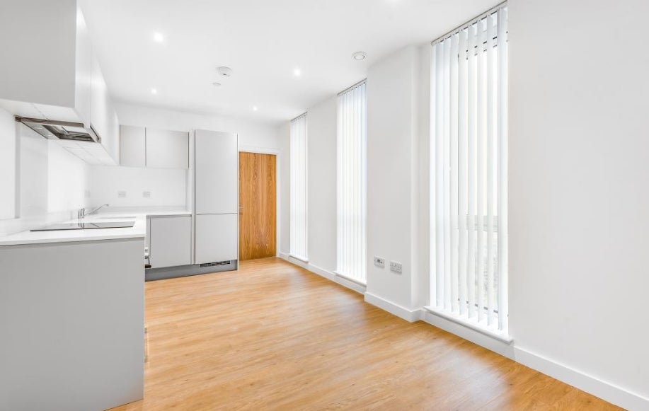 Flat Bond Way in Bracknell