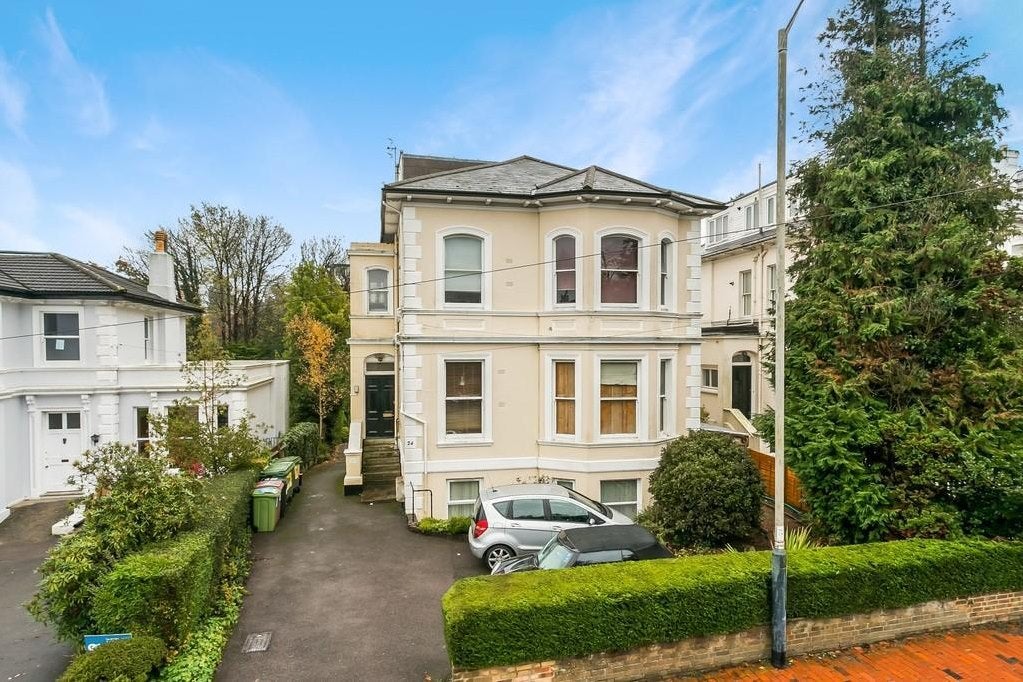 Flat St James' Road in Tunbridge Wells