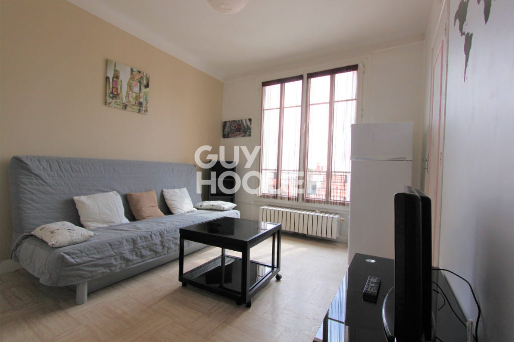 Flat Rue du Général de Gaulle in Arcueil