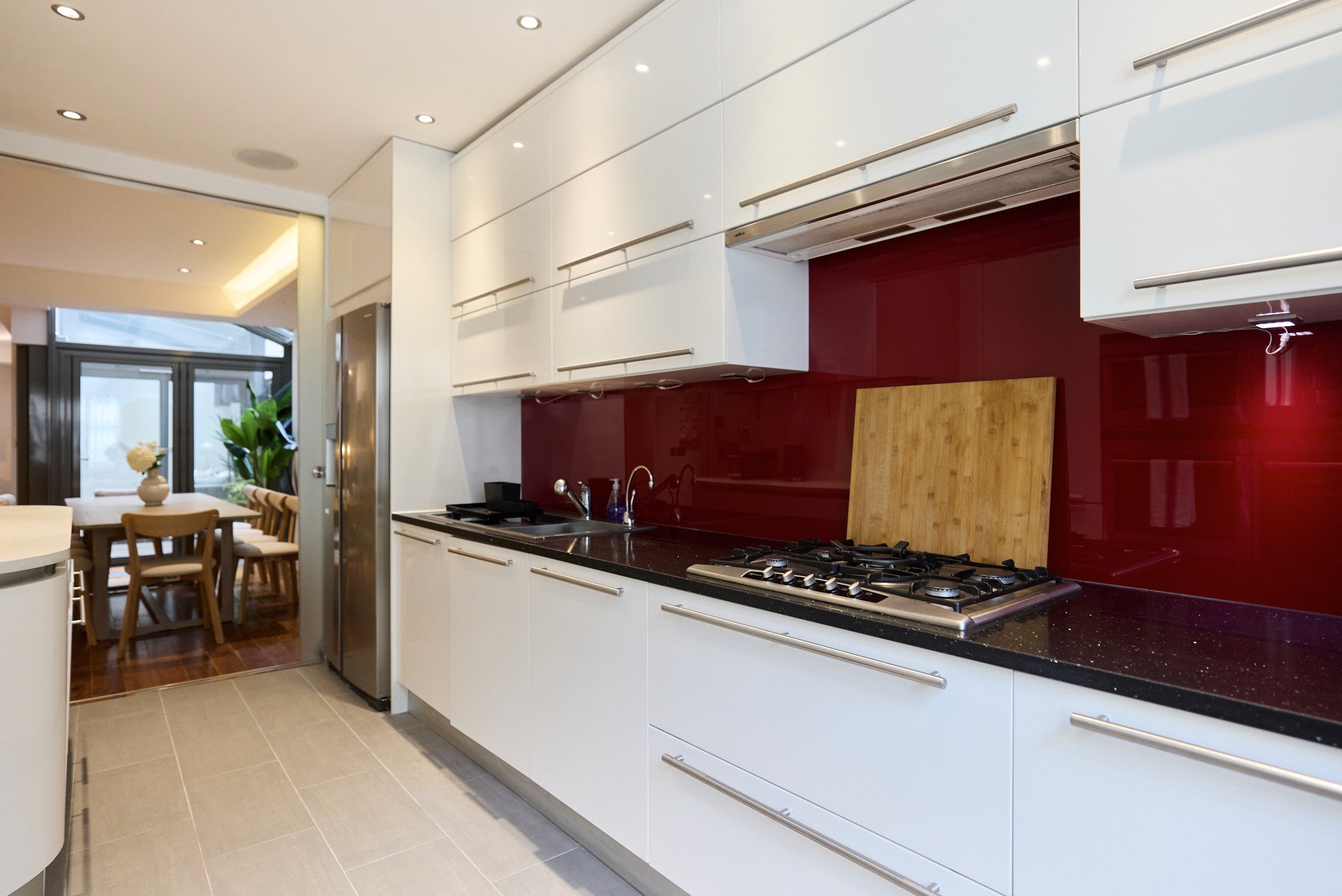 House Ansdell Terrace in Greater London